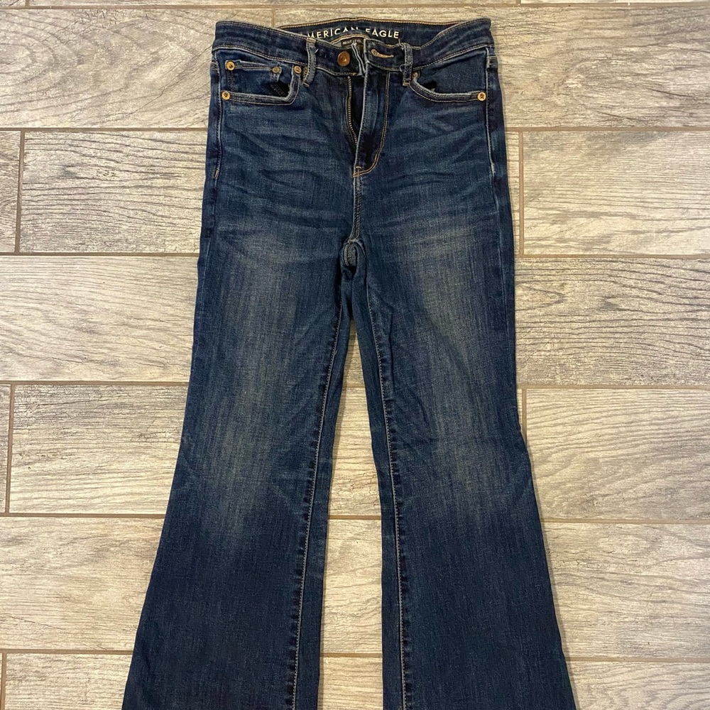 American Eagle 70s flare jeans - size 4